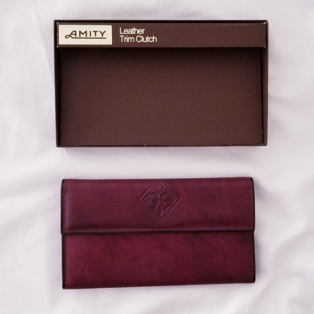 NWT Vintage Amity Burgundy Brown Leather Wallet